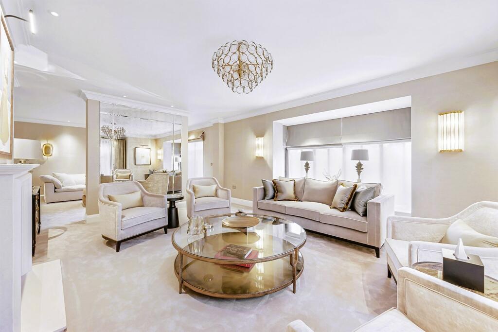 5 bedroom detached house for sale in Bankhall Lane, Hale, Altrincham, WA15